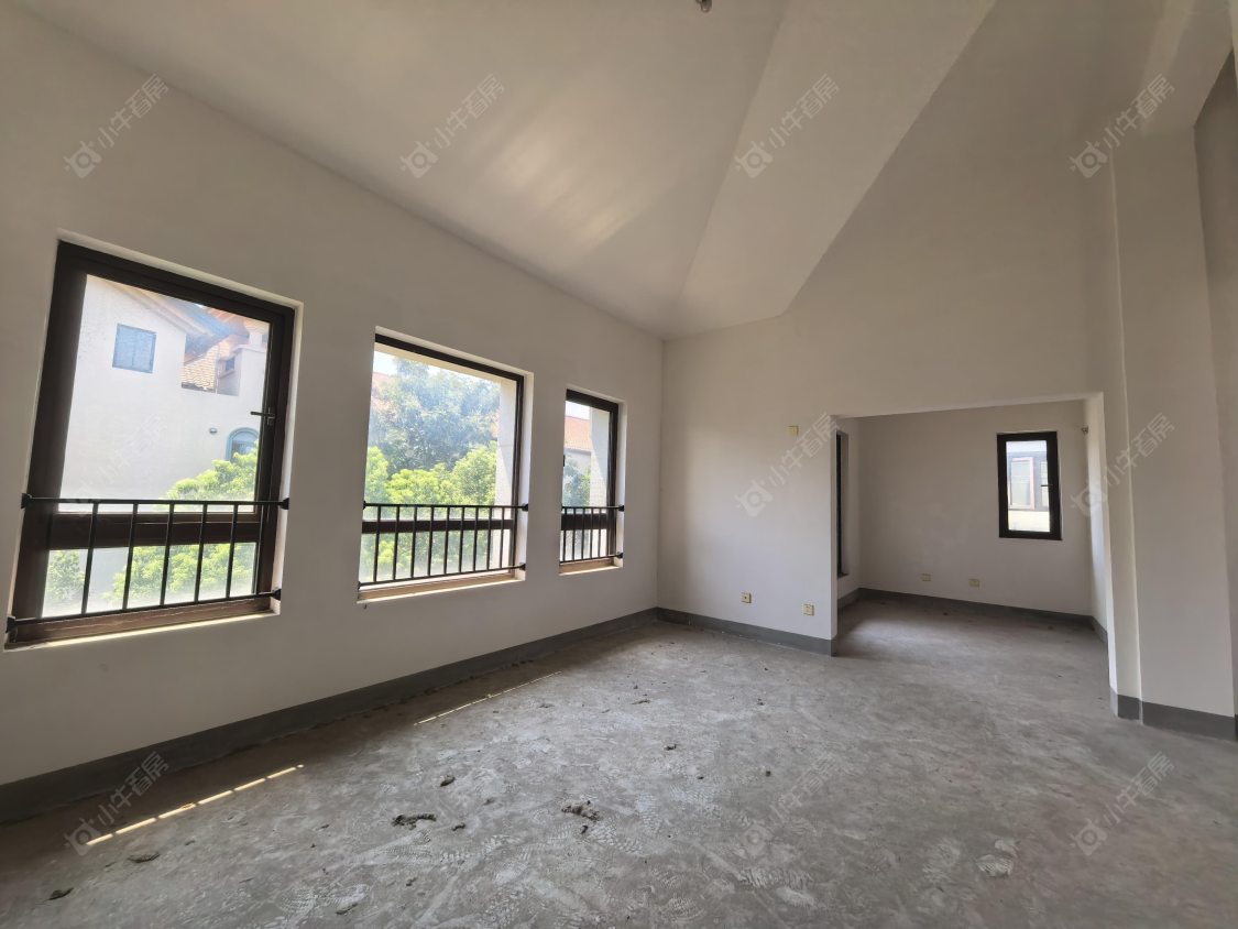 上海阳光城花满墅别墅区在售二手房源小区图_小牛看房