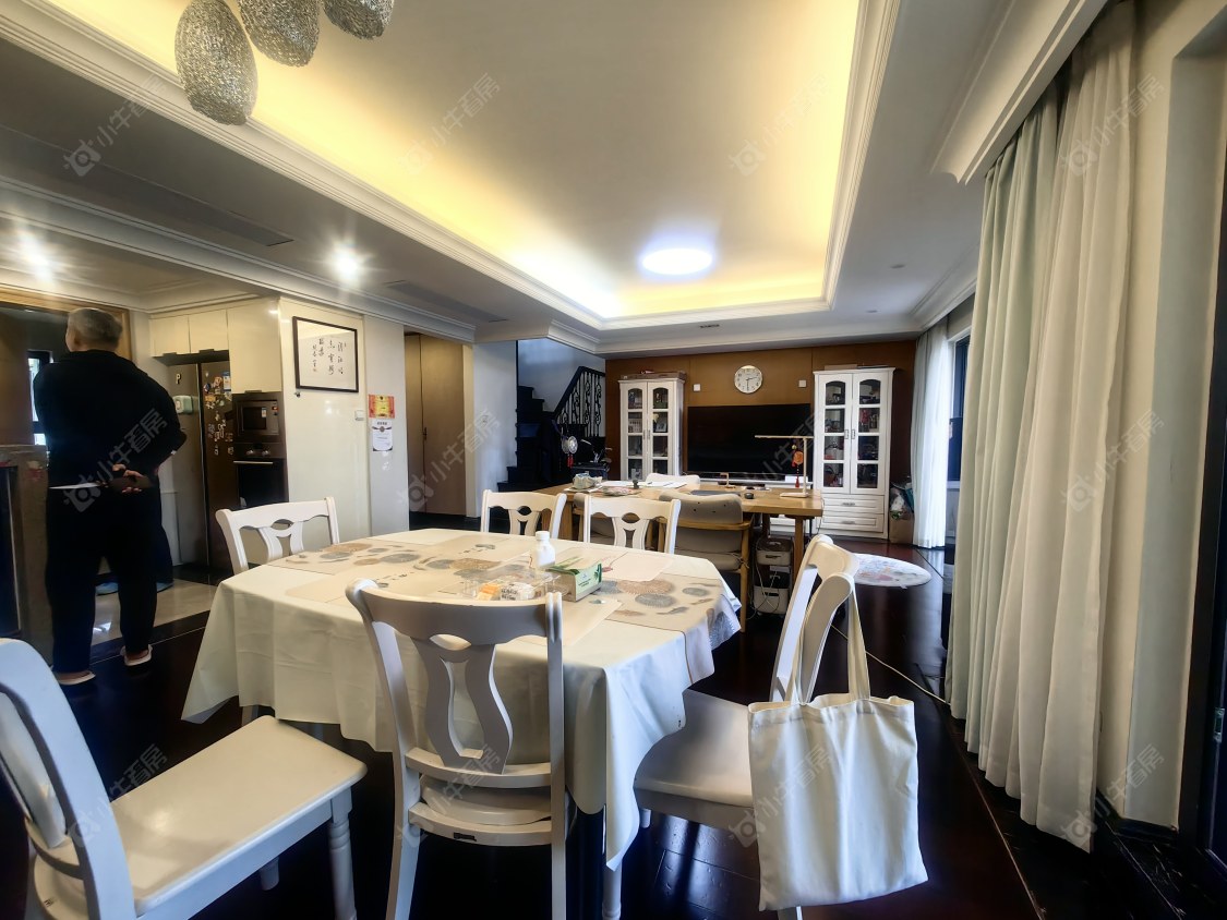 上海万科琥珀臻园在售二手房源小区图_小牛看房