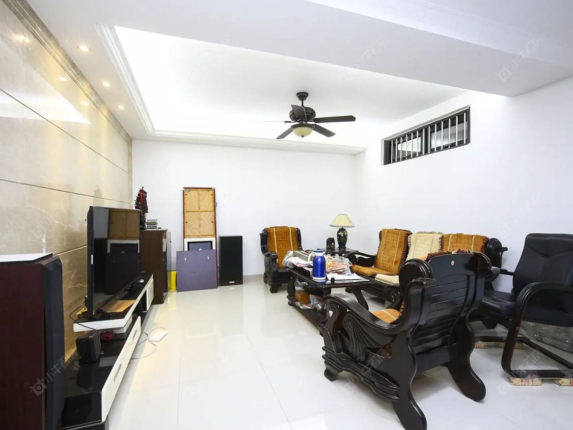 上海泰宝华庭公寓在售二手房源小区图_小牛看房