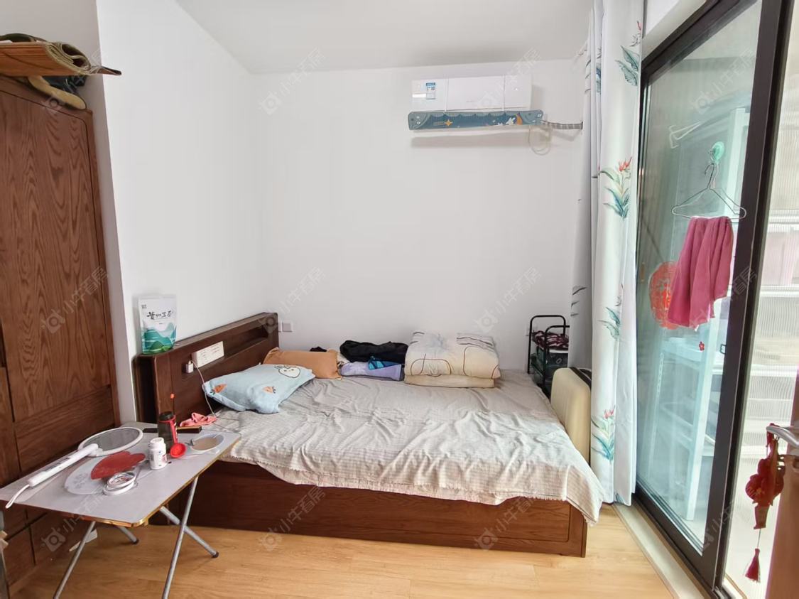 上海绿地新里波洛克公馆在售二手房源小区图_小牛看房