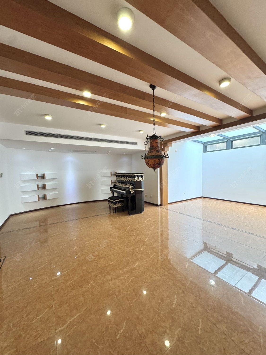 上海凯德林茵湖畔东区别墅区在售二手房源小区图_小牛看房