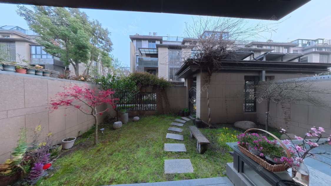 上海绿地朱家角1号111弄在售二手房源室内图_小牛看房