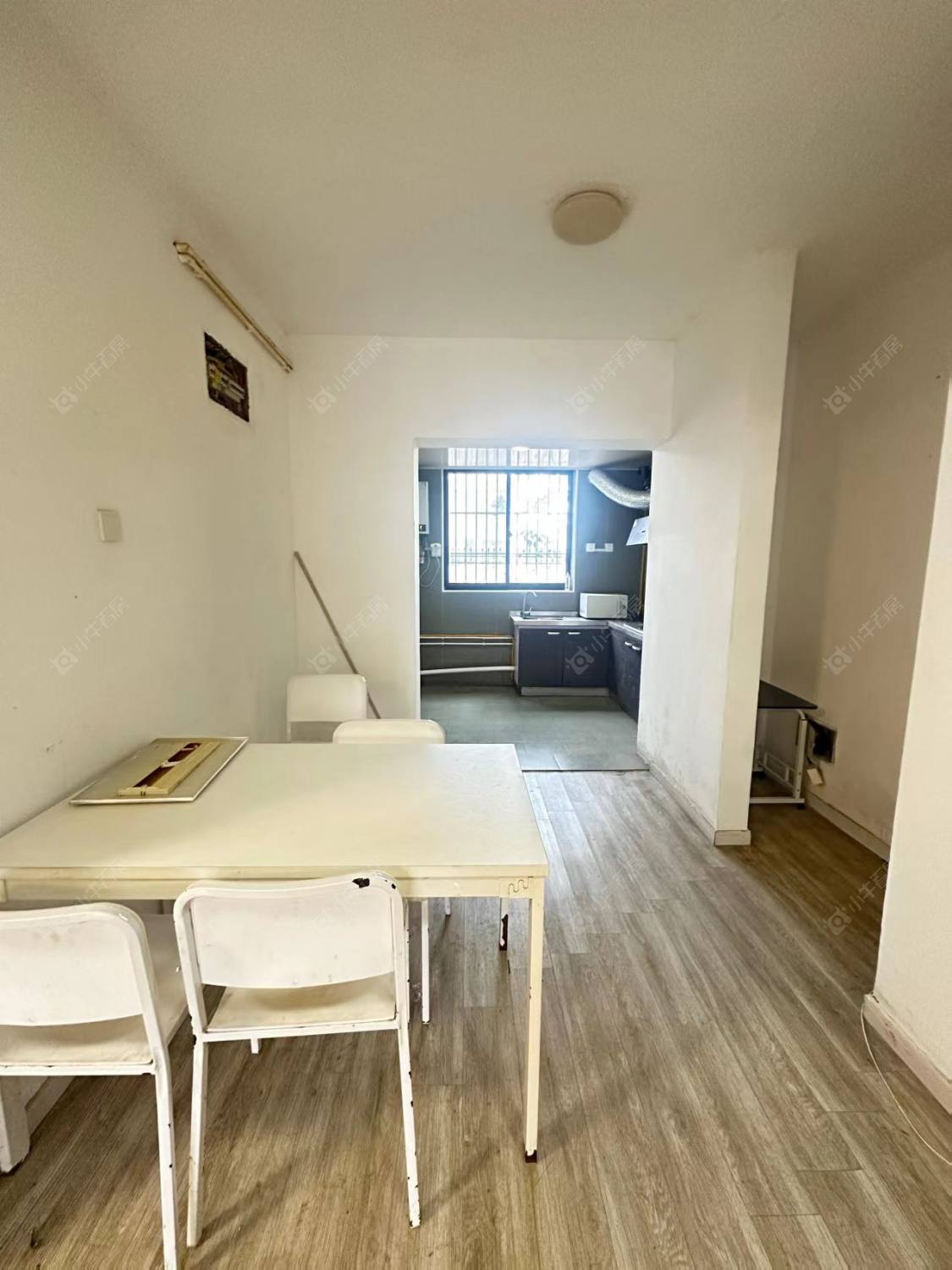 上海美兰湖颐景园在售二手房源小区图_小牛看房