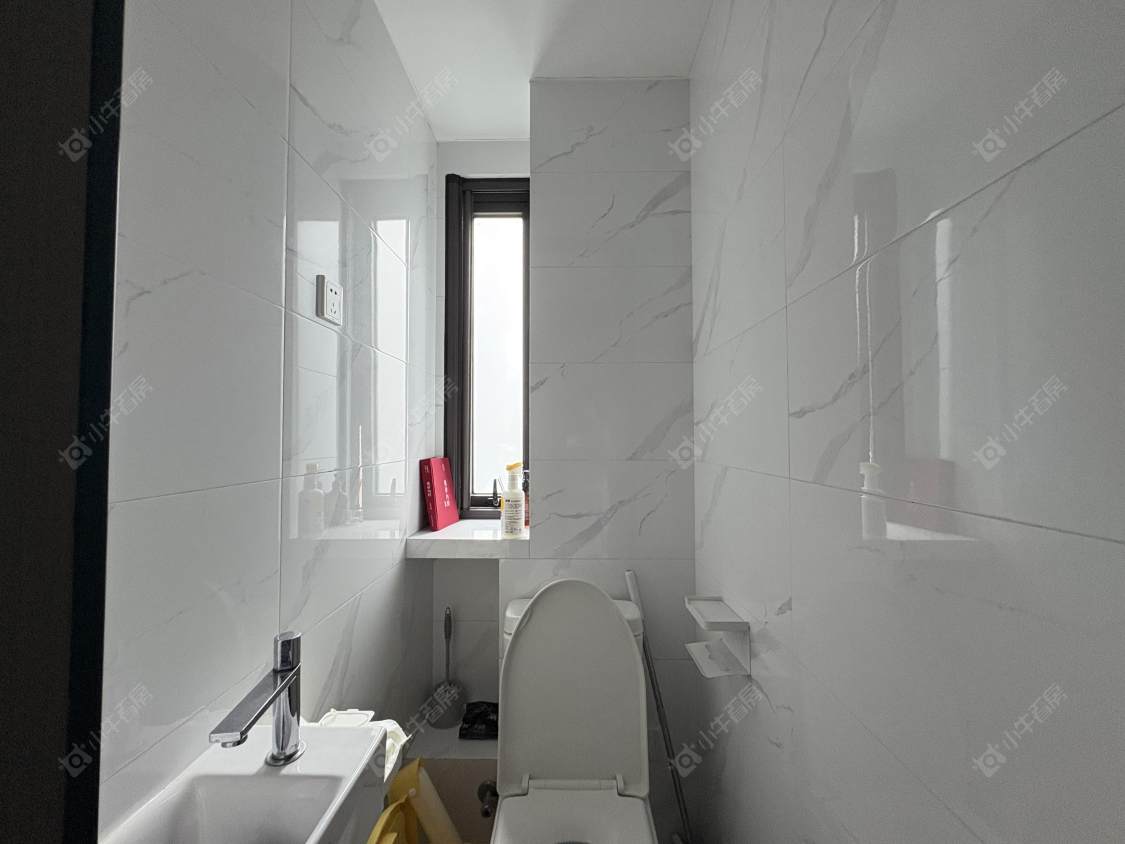 上海上实海上菁英一期在售二手房源小区图_小牛看房