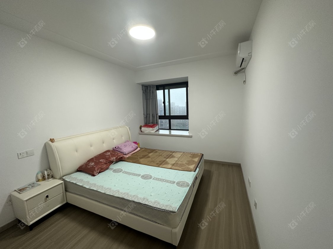 上海万业紫辰苑在售二手房源小区图_小牛看房