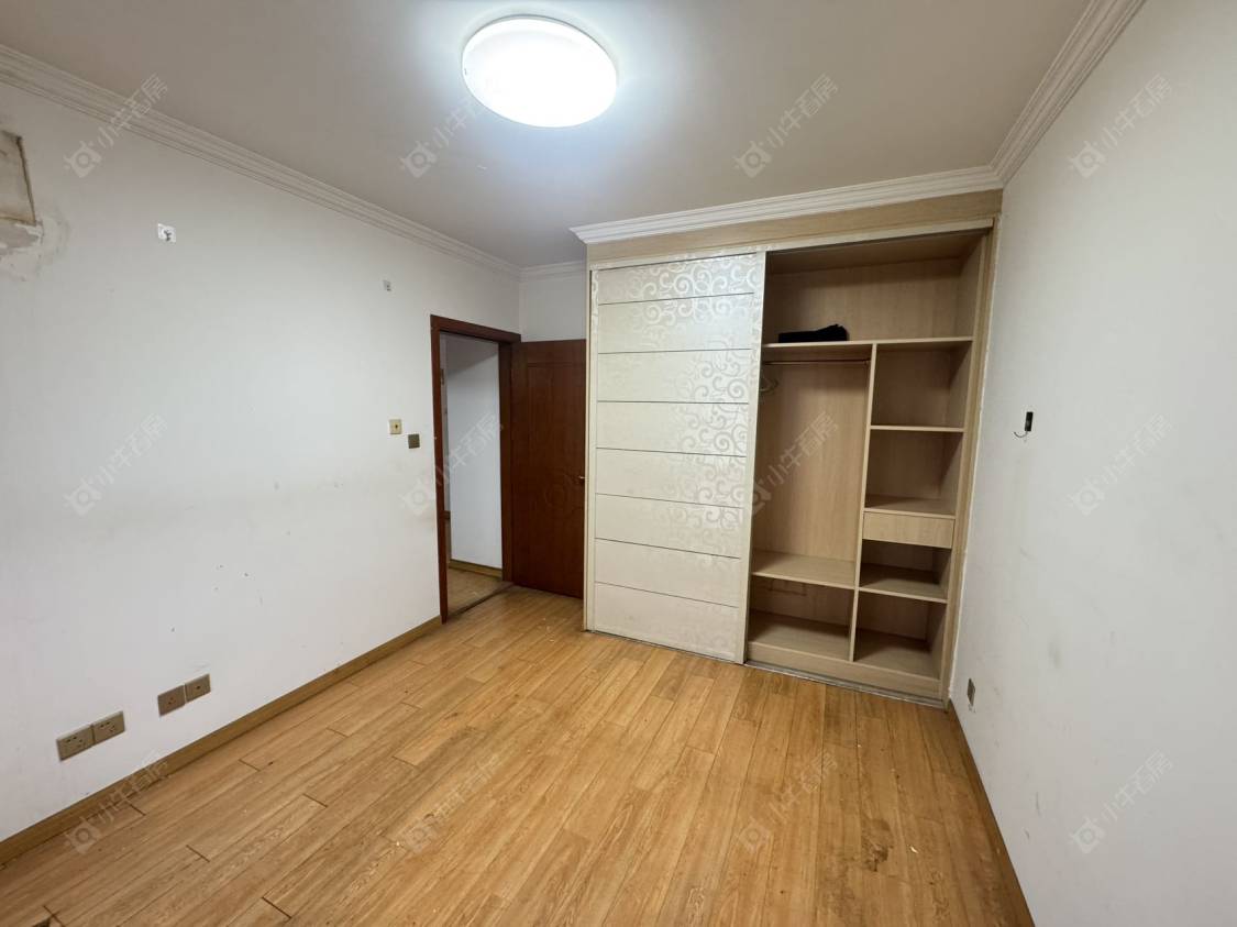 上海浦发绿城在售二手房源小区图_小牛看房