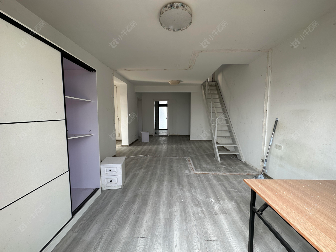 上海顺驰美兰湖在售二手房源小区图_小牛看房