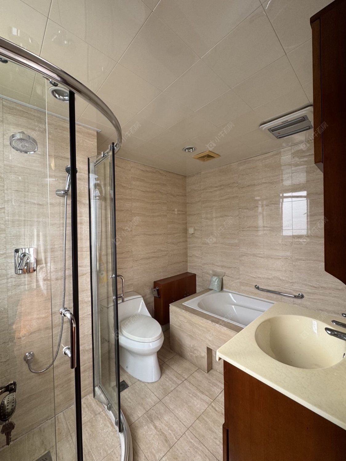 上海凯德林茵湖畔东区别墅区在售二手房源小区图_小牛看房