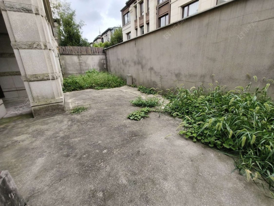 上海阳光城花满墅别墅区在售二手房源小区图_小牛看房