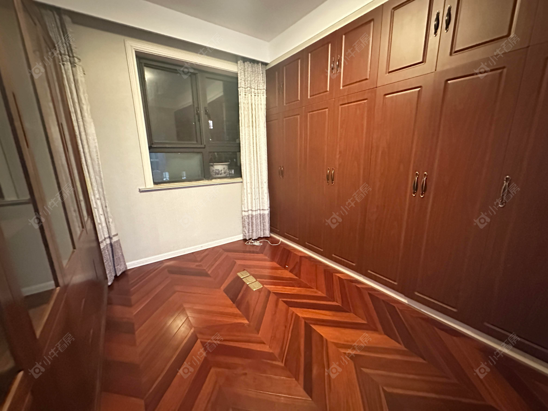 上海顺驰美兰湖在售二手房源小区图_小牛看房