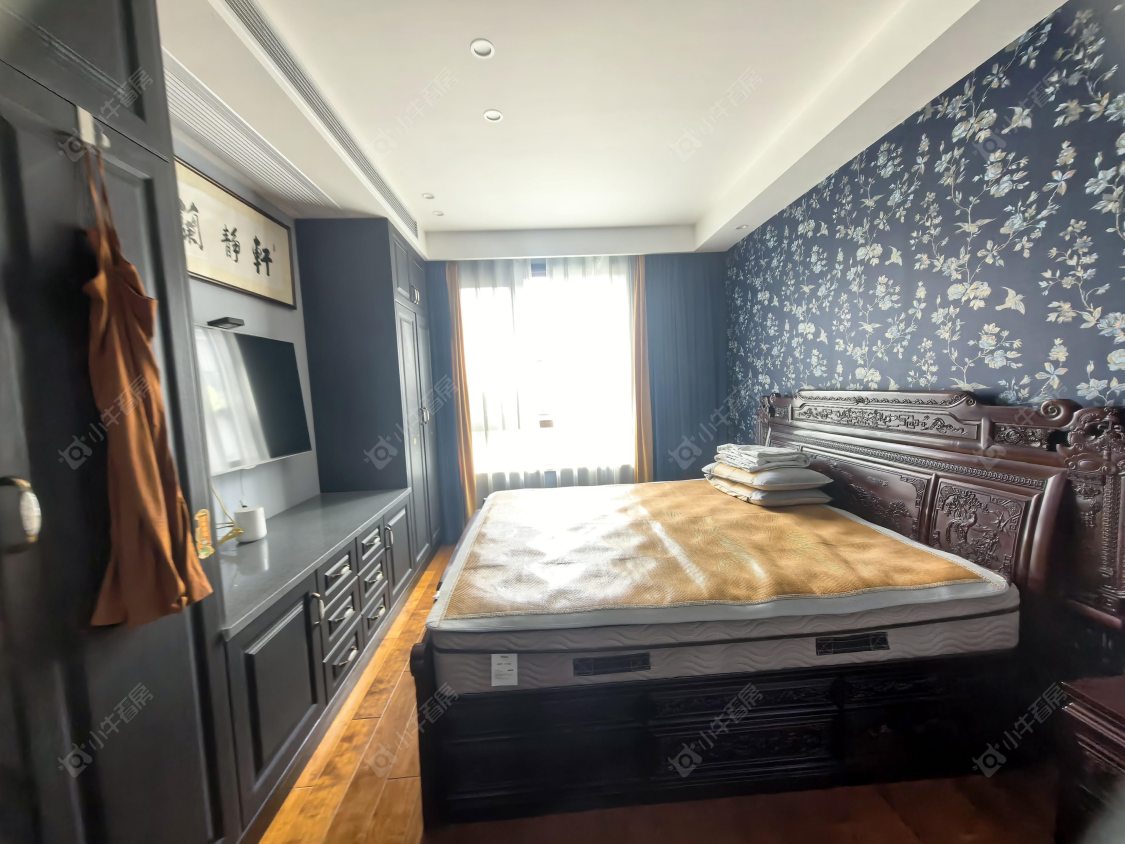 上海阳光城花满墅别墅区在售二手房源小区图_小牛看房