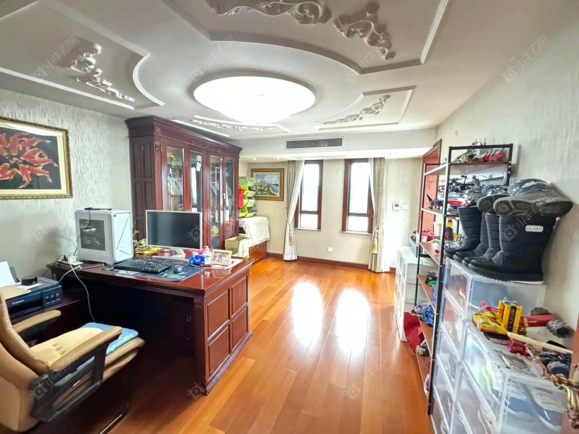 上海美兰湖岭域在售二手房源小区图_小牛看房