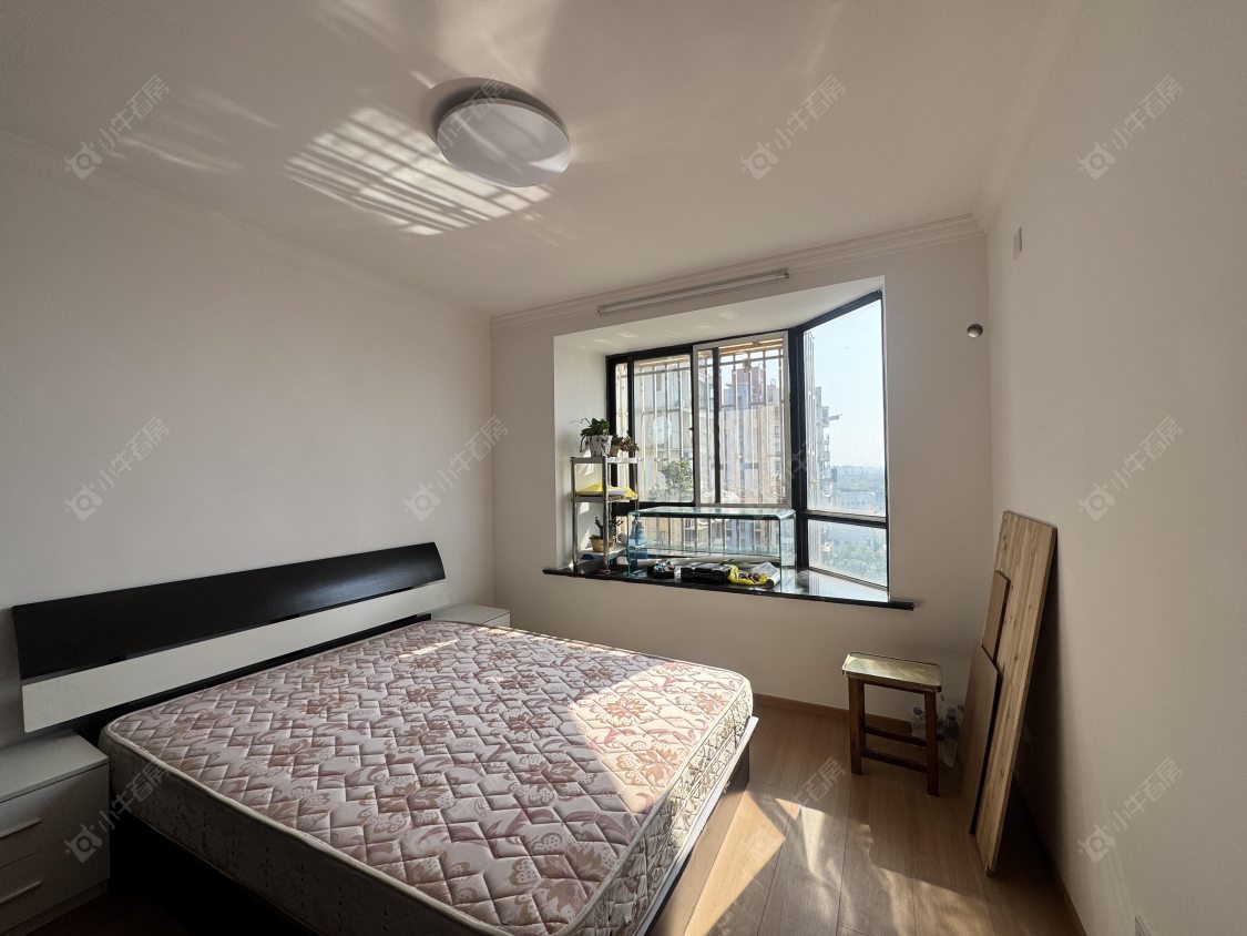 上海菊泉新城爱建顾园东区在售二手房源小区图_小牛看房