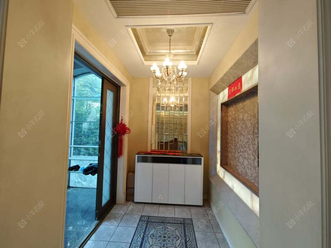 上海爱法奥朗新庄园在售二手房源小区图_小牛看房