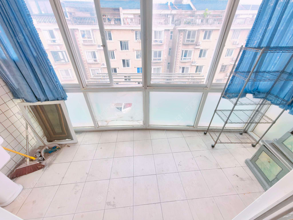 上海杨泰春城在售二手房源小区图_小牛看房