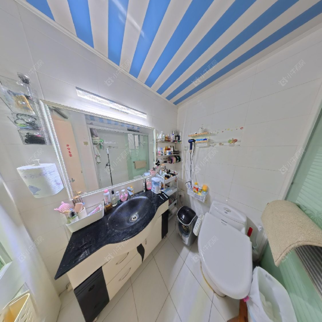 上海美兰湖颐景园在售二手房源小区图_小牛看房