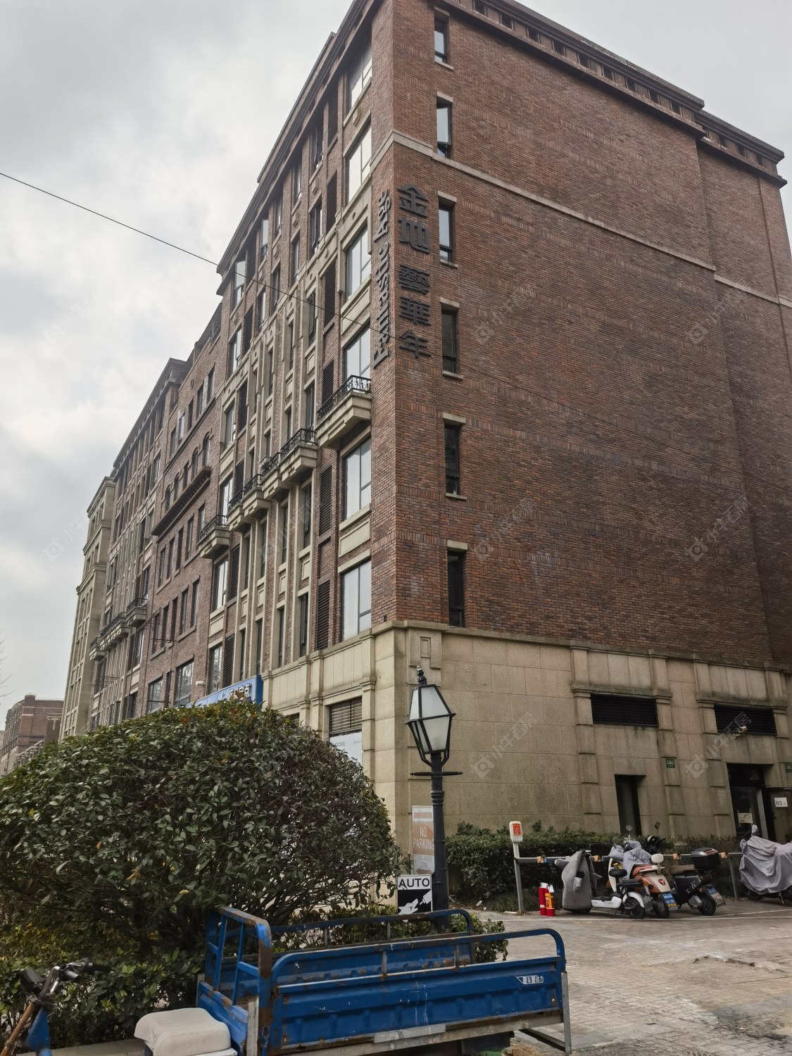 上海金地艺华年商住楼在租房源室内图_小牛看房