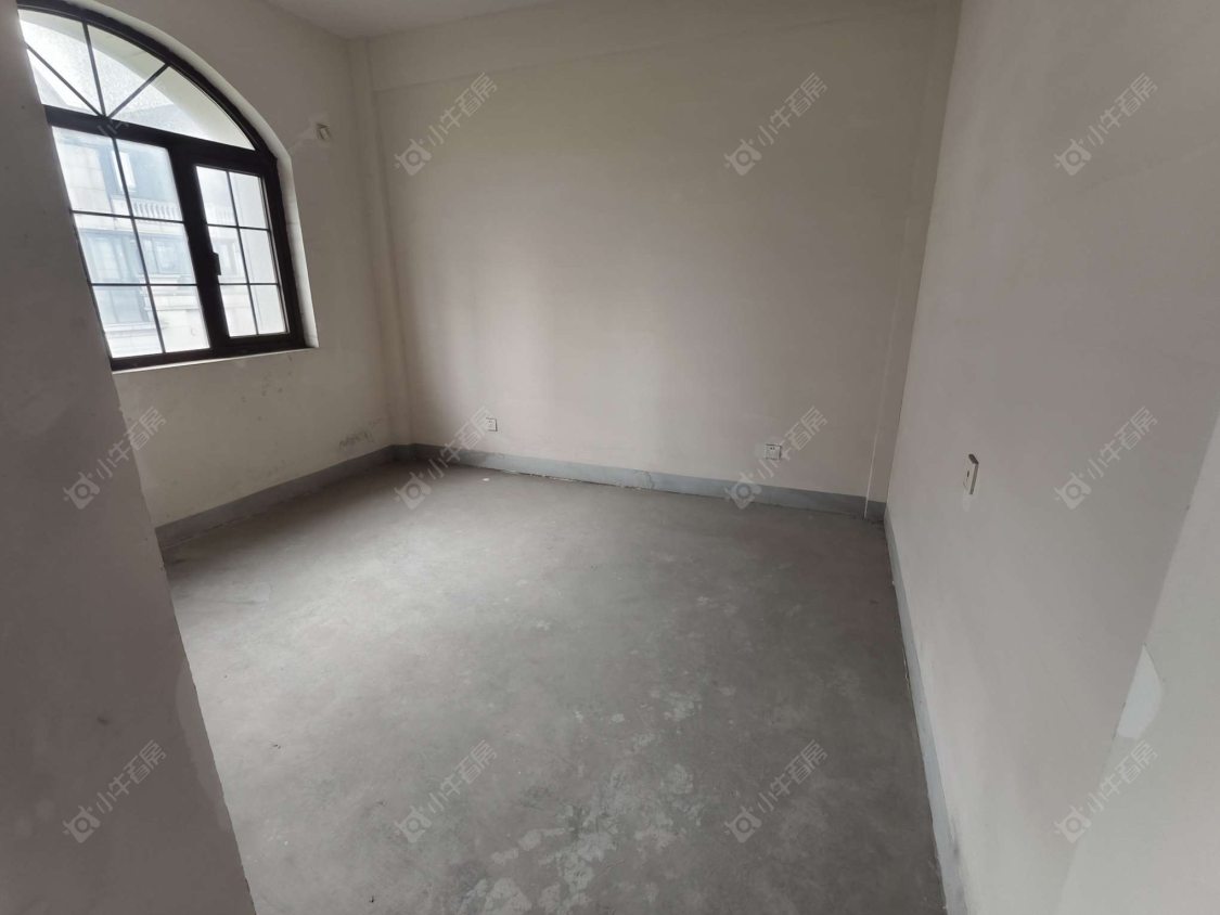 上海璟储新和湾别墅区在售二手房源小区图_小牛看房