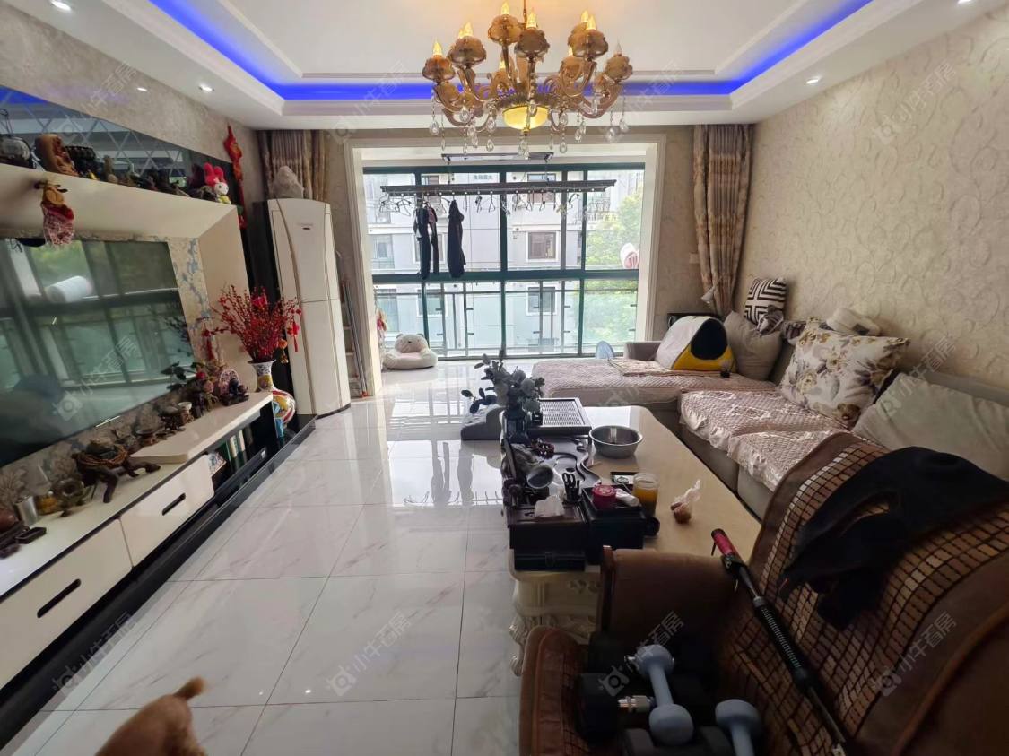 上海美兰湖颐景园在售二手房源小区图_小牛看房