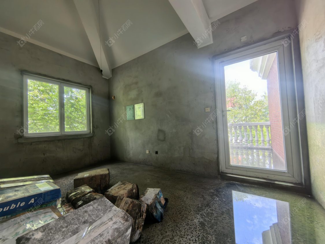 上海美兰湖别墅在售二手房源小区图_小牛看房