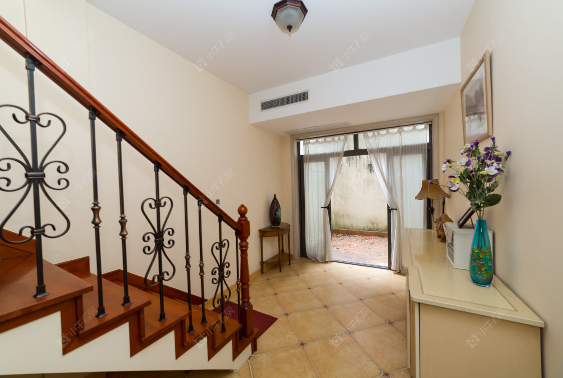 上海长泰东郊御园别墅区在售二手房源小区图_小牛看房