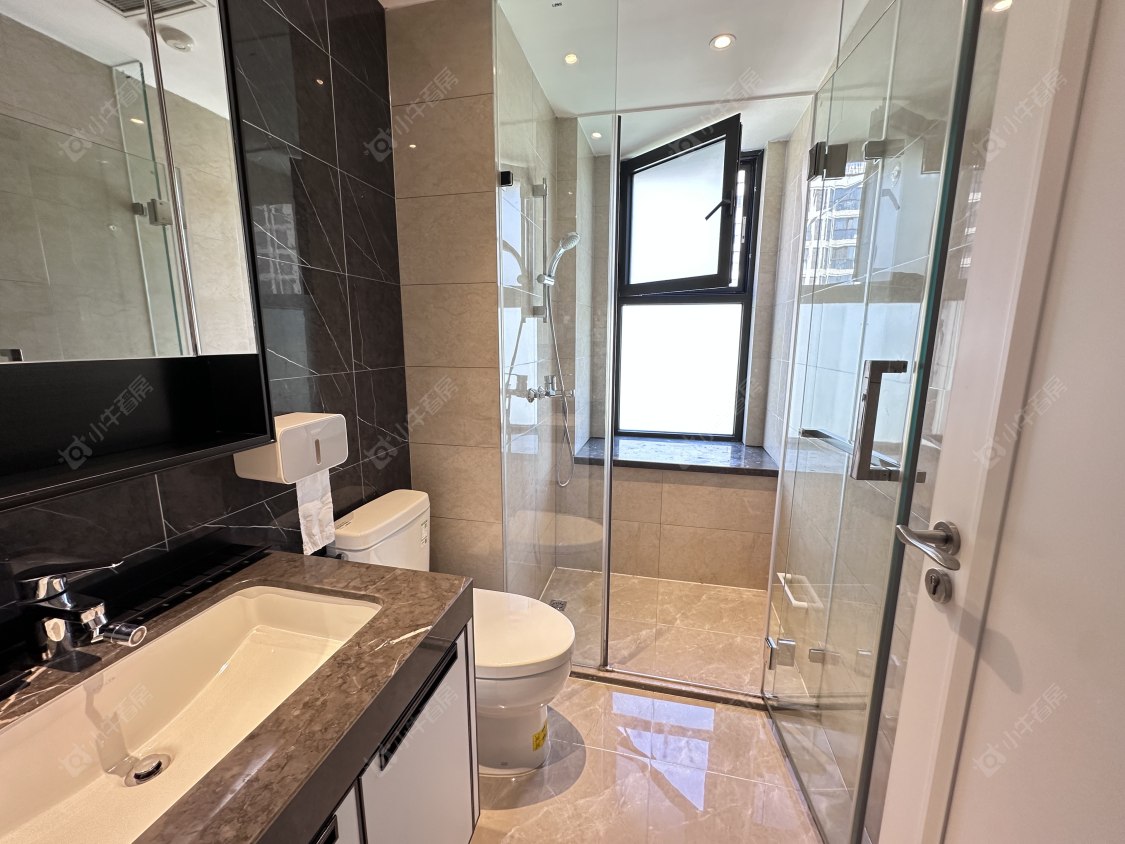 上海虹桥金茂悦二期在售二手房源_小牛看房