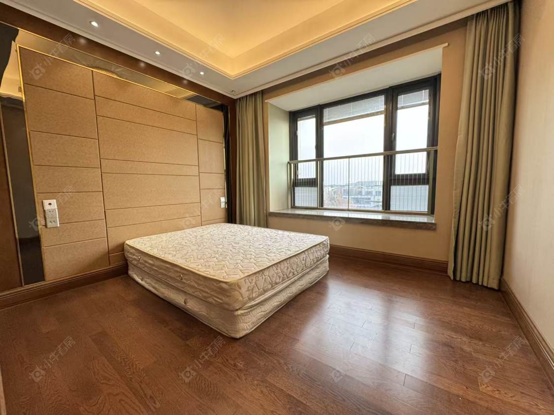 上海恒大御澜庭3600弄在售二手房源小区图_小牛看房