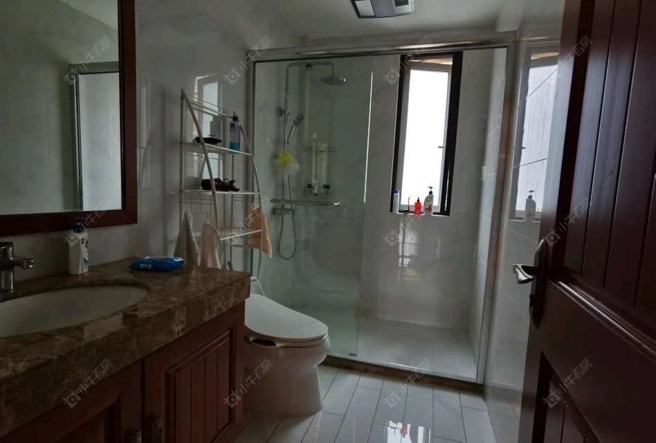 上海万科琥珀郡园别墅区在售二手房源小区图_小牛看房