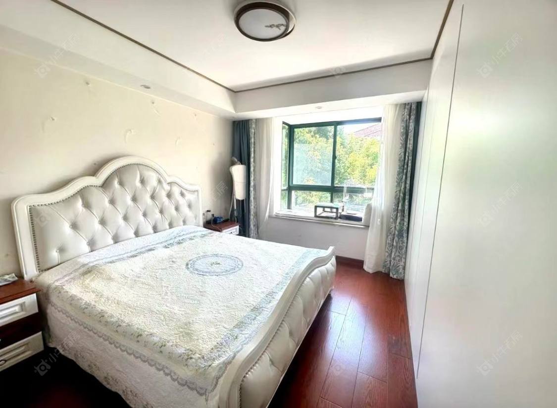 上海美兰湖颐景园在售二手房源小区图_小牛看房