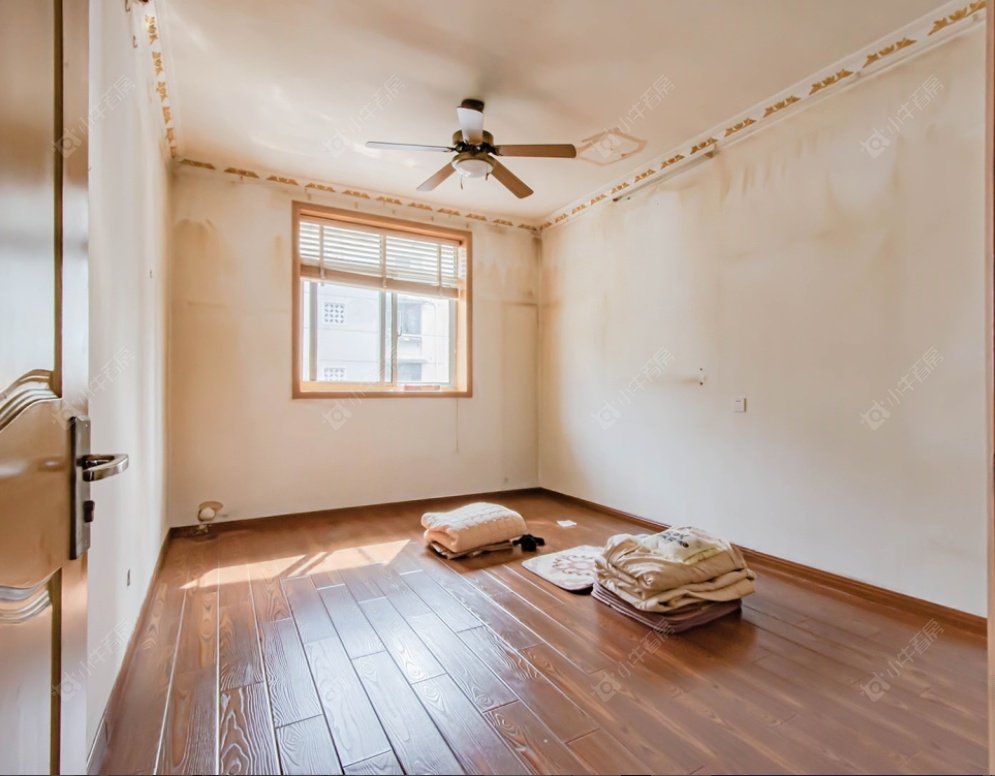 上海大统路1033弄在售二手房源小区图_小牛看房