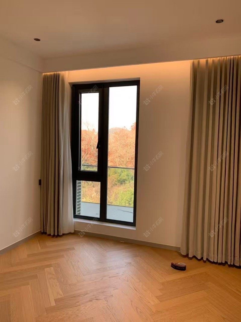 上海世茂纳米魔幻城在售二手房源小区图_小牛看房