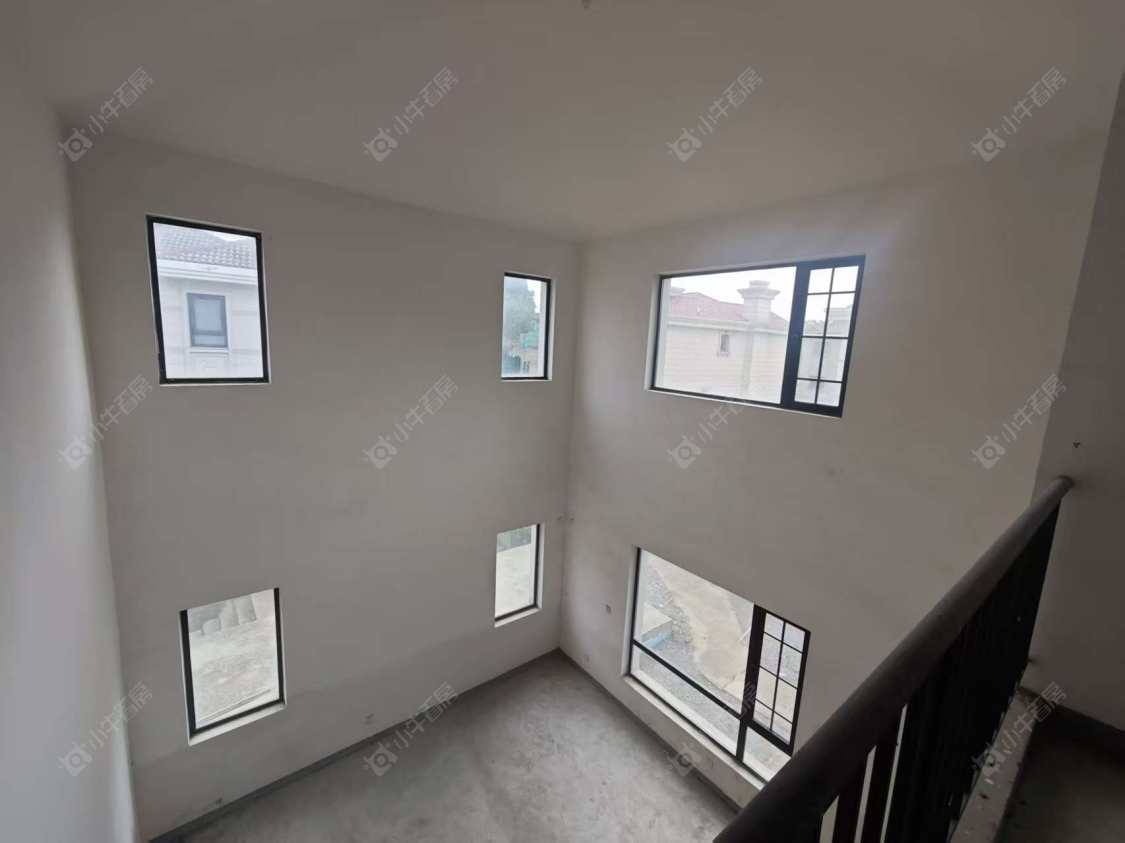 上海爱法奥朗新庄园在售二手房源小区图_小牛看房