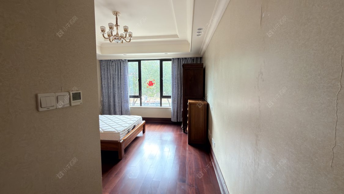 上海金地艺华年别墅区在售二手房源小区图_小牛看房