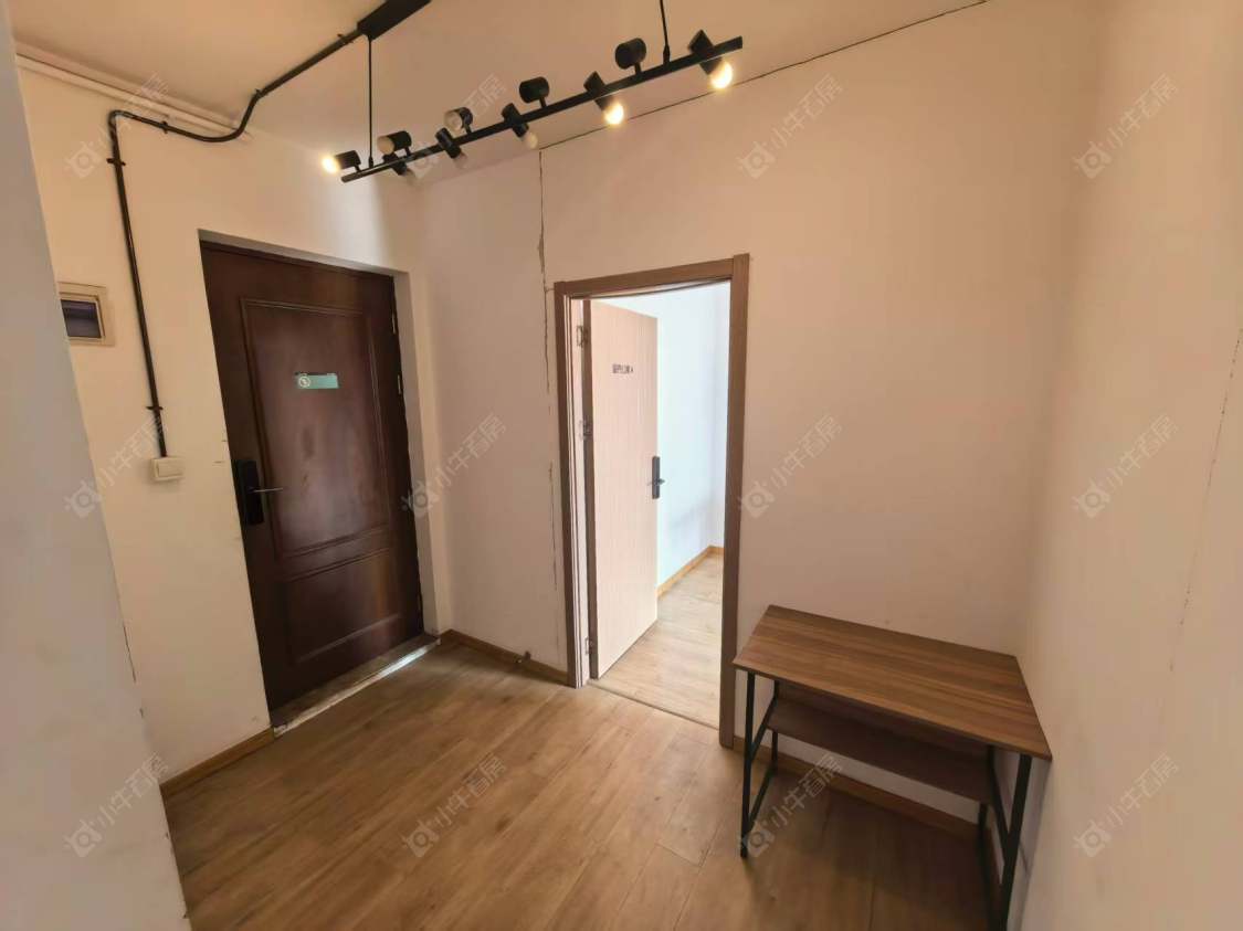 上海万业紫辰苑在租房源小区图_小牛看房