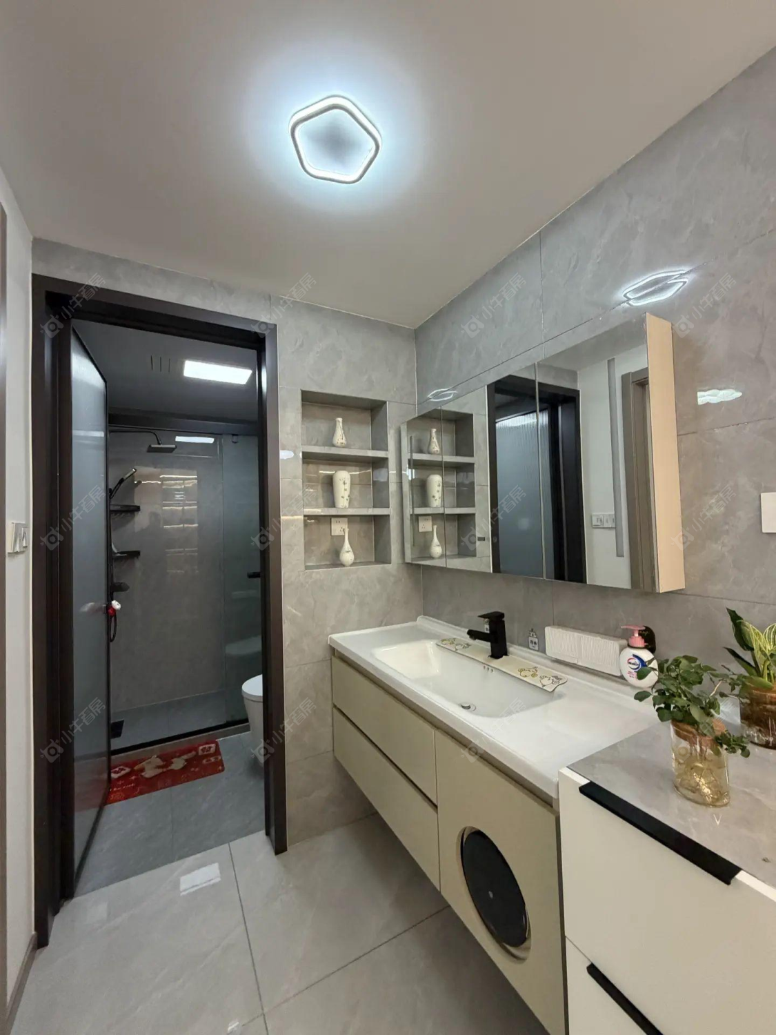 上海美兰湖岭域在售二手房源小区图_小牛看房