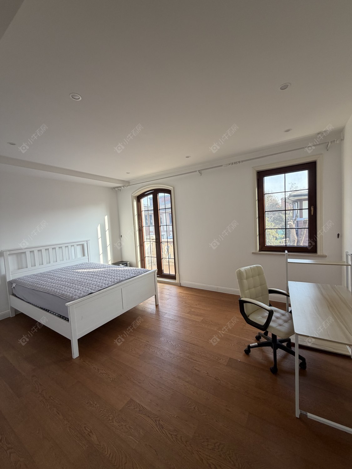 上海圣堡别墅在租房源小区图_小牛看房