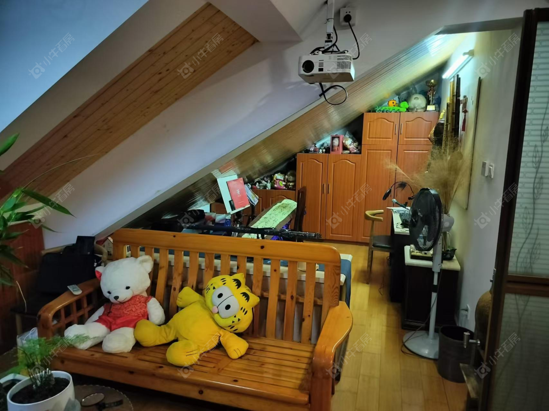 上海顺驰美兰湖在售二手房源小区图_小牛看房