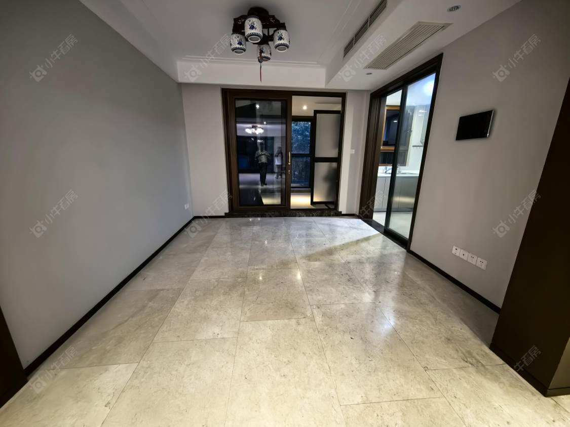 上海铂珏公馆在售二手房源小区图_小牛看房