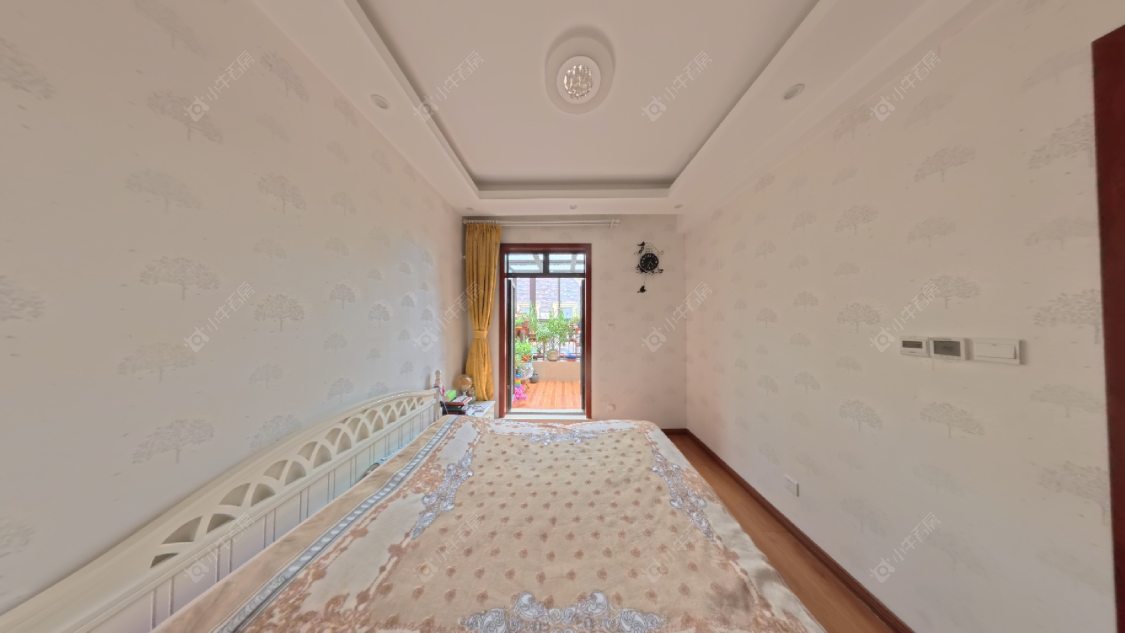 上海长泰东郊御园别墅区在售二手房源室内图_小牛看房