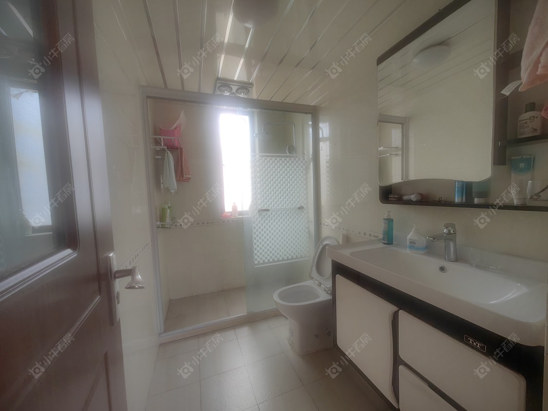 上海顺驰美兰湖在售二手房源小区图_小牛看房