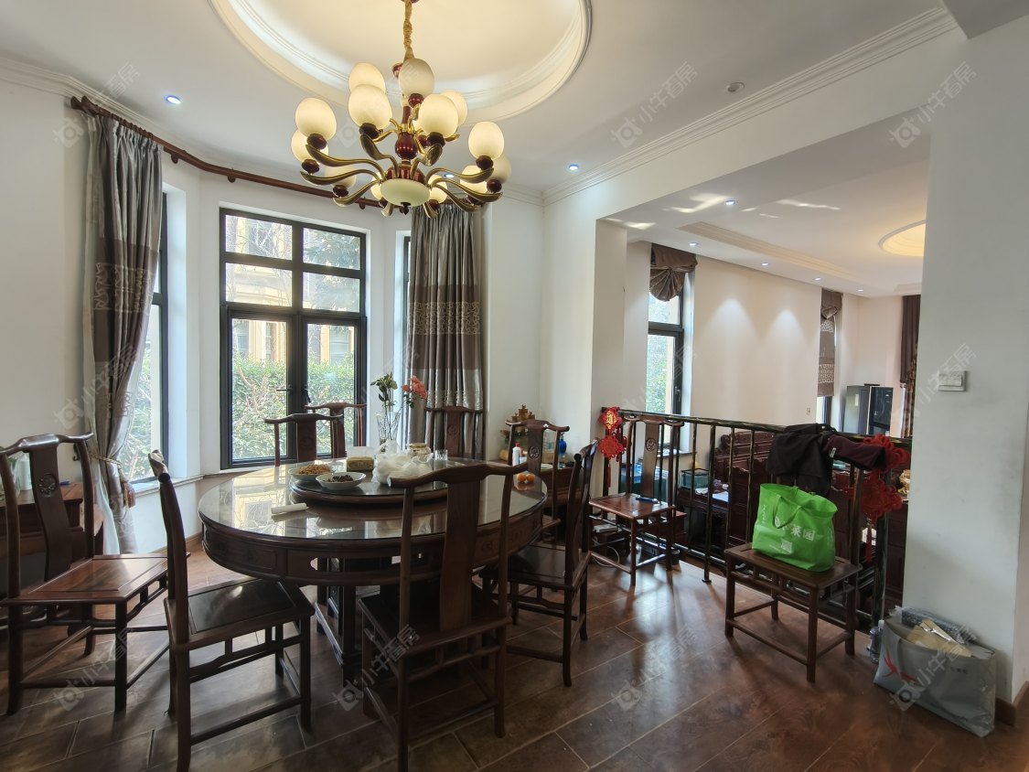 长泰东郊御园别墅区房源 上海长泰东郊御园别墅区在售二手房源_小牛看房