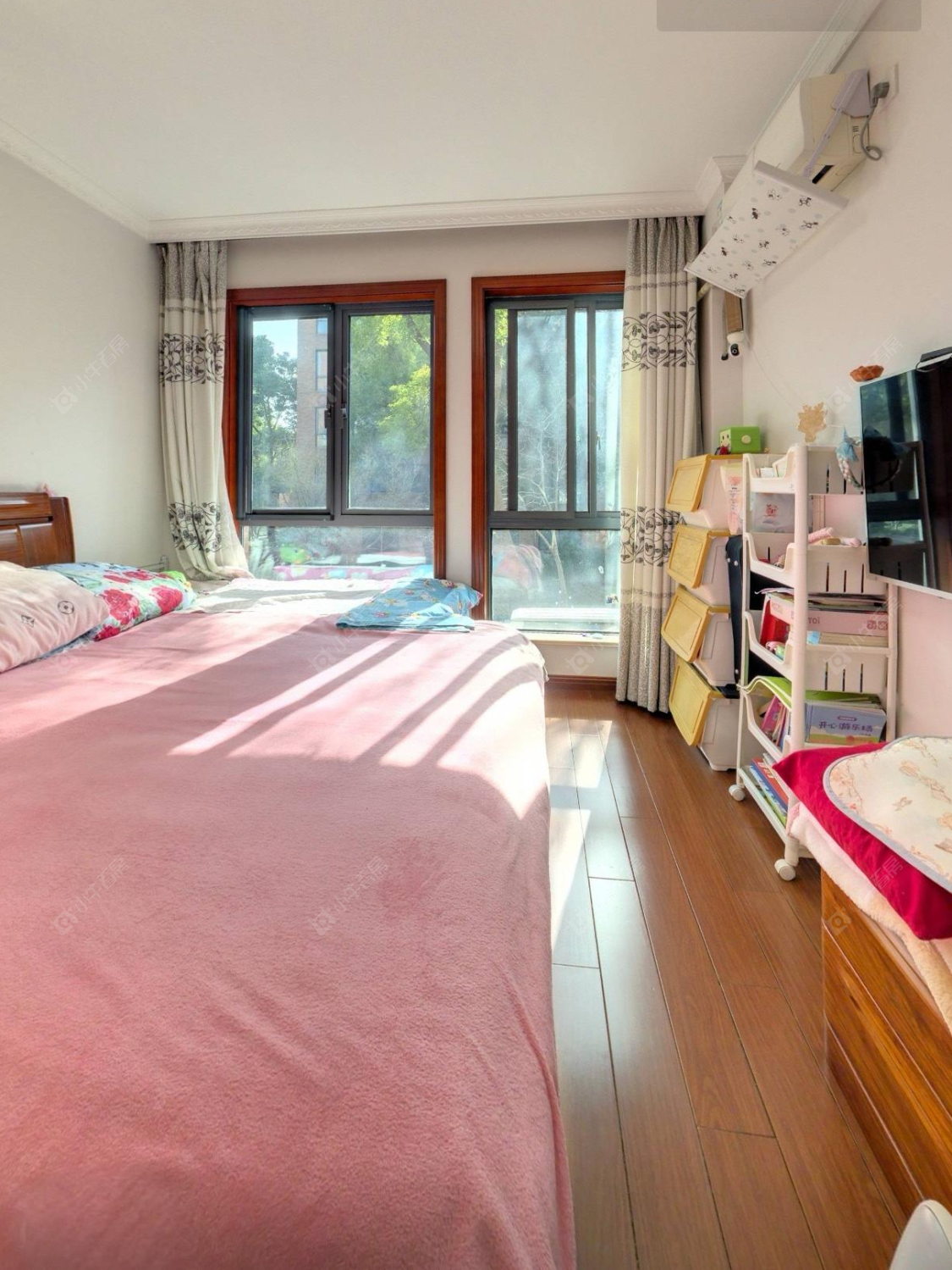 上海美兰湖岭域在售二手房源小区图_小牛看房