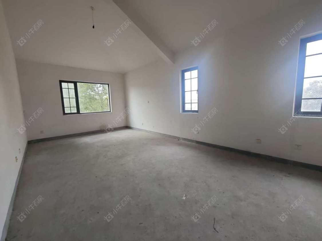 上海爱法奥朗新庄园在售二手房源小区图_小牛看房