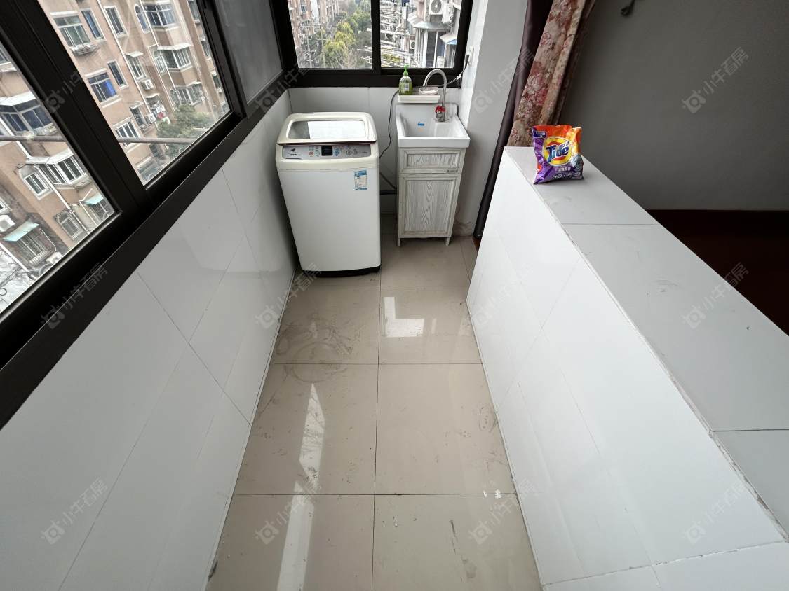 上海杨泰二村在售二手房源小区图_小牛看房