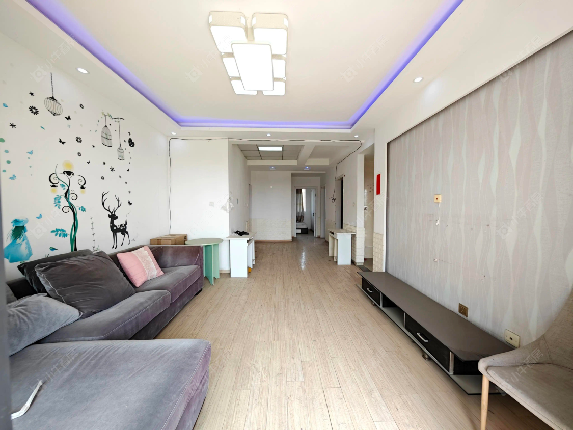 上海美兰湖岭域在售二手房源小区图_小牛看房