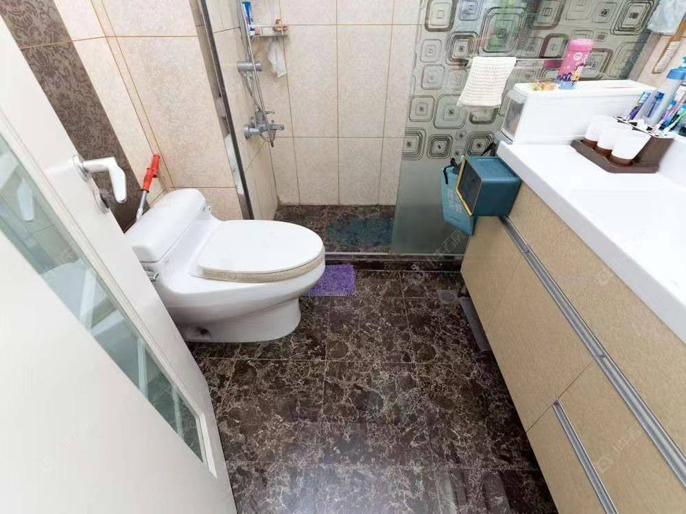 上海铂金华府在售二手房源小区图_小牛看房