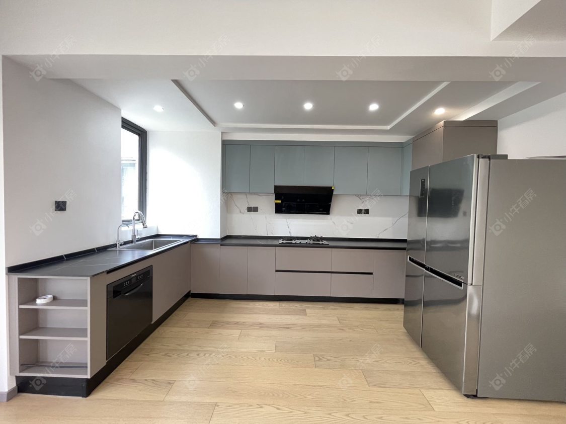 上海凯德林茵湖畔东区别墅区在售二手房源小区图_小牛看房