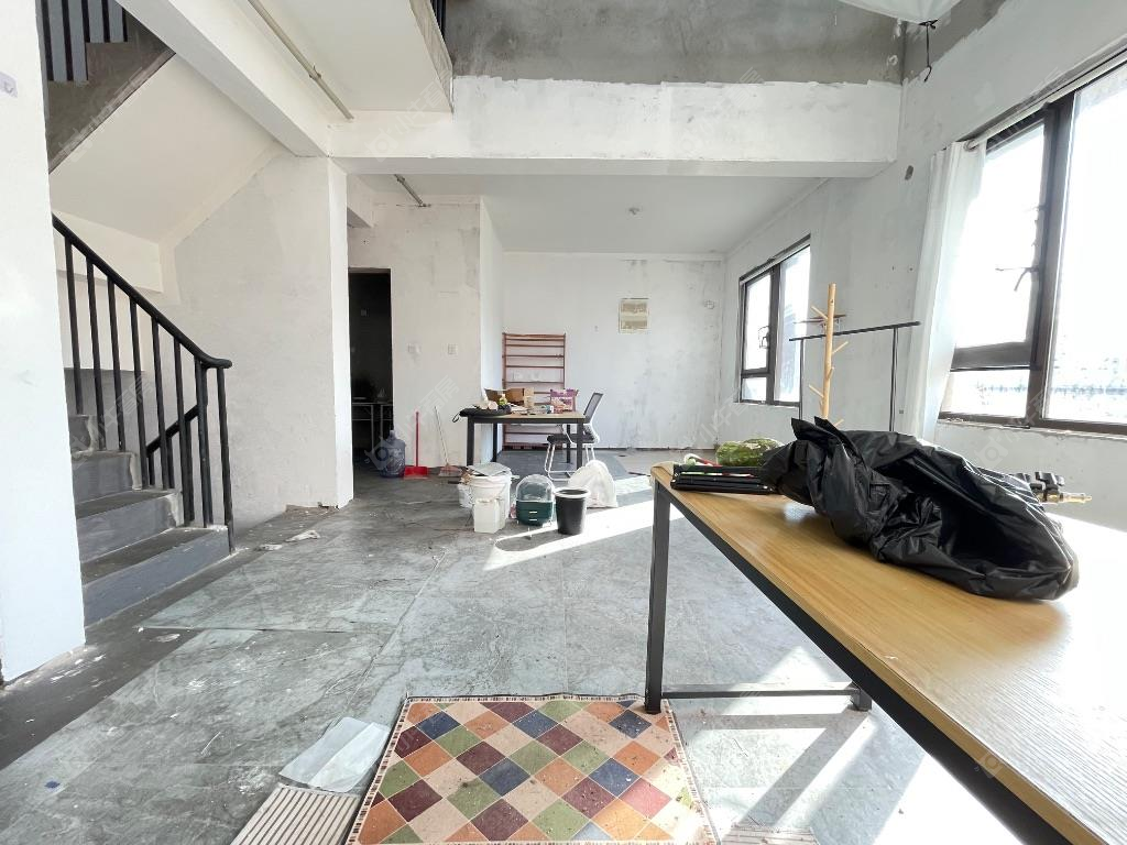 上海中骏雍景湾西区在售二手房源小区图_小牛看房