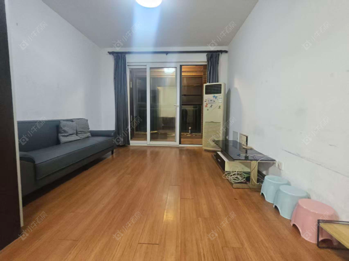 上海万科四季花城111弄在售二手房源小区图_小牛看房