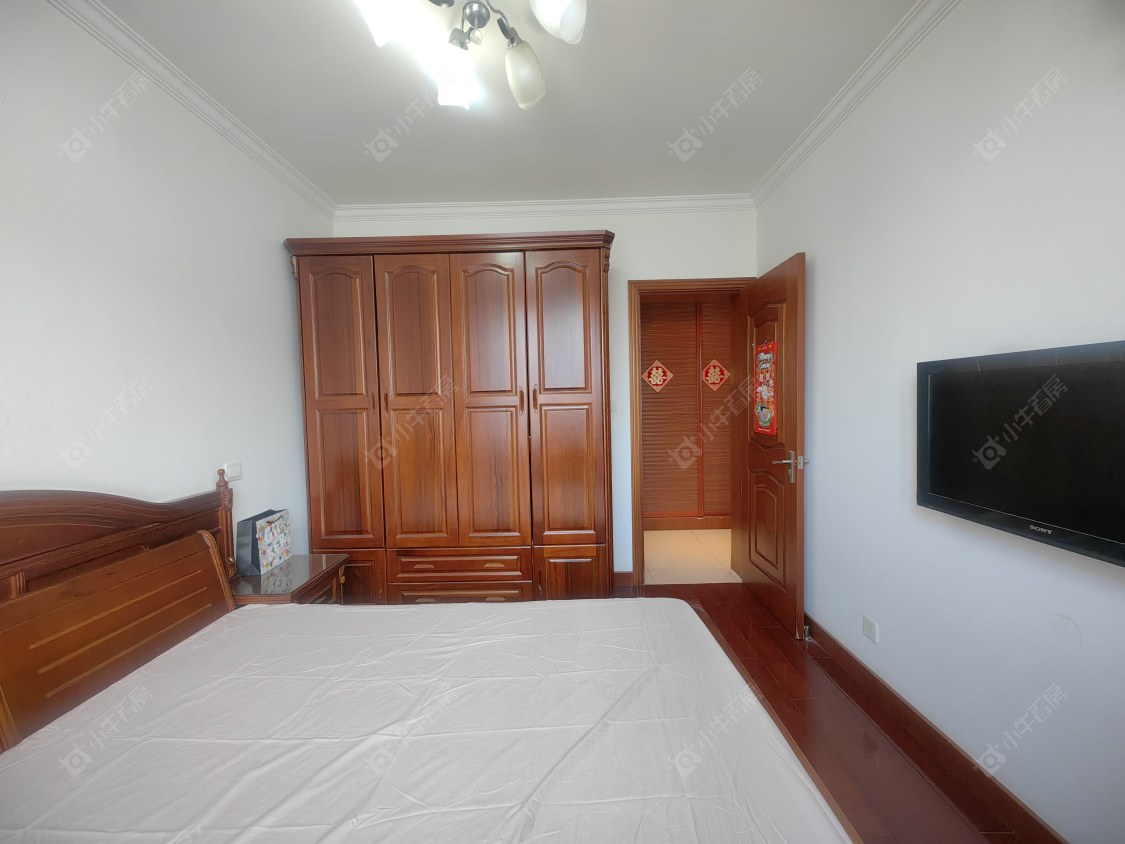 上海顺驰美兰湖在售二手房源小区图_小牛看房